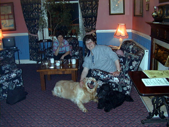 Lobby of O'Donovan's Hotel, Clonakilty.jpg 62.9K